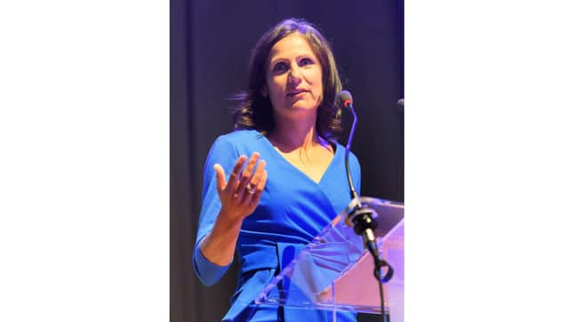 Anjana Gadgil hosting The News Business Excellence Awards in 2021
