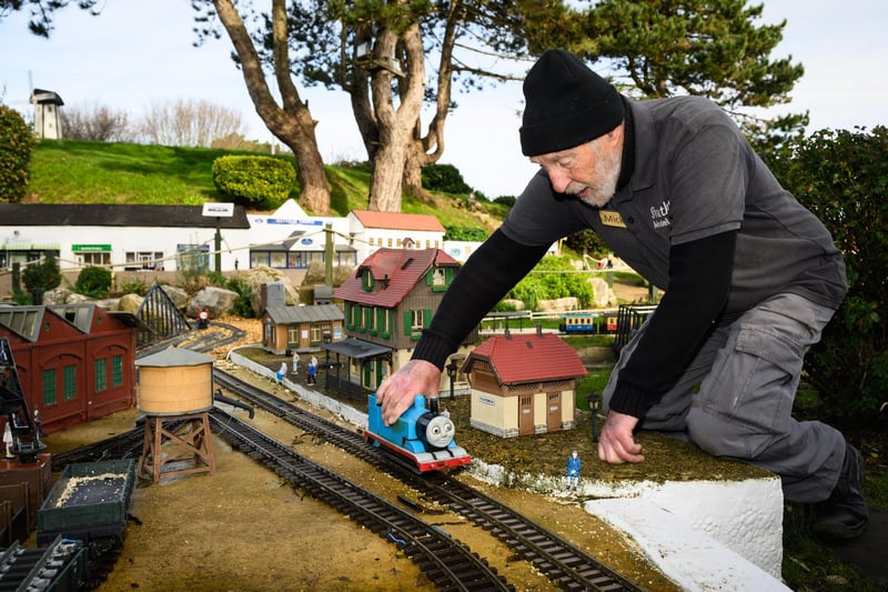 Pictured is: Mick Bright puts Thomas the Tank engine back on the rails.

Picture: Keith Woodland (100221-20)