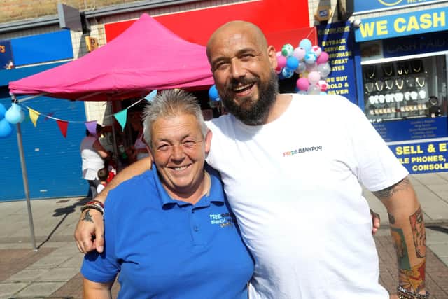 Pictured is Michelle Smith and Darren McKenna.
Picture: Sam Stephenson