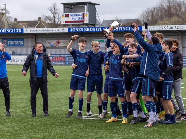 Pickwick Youth Panthers celebrate winning the Under-16 Arthur Hughes Challenge Cup. Picture: Mike Cooter