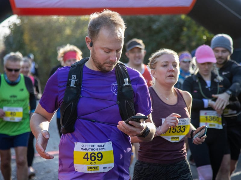 Thousands arrived in Gosport on Sunday morning for the Gosport Half Marathon, complete with childrens fun runs.
Pictured - General Action from the Half Marathon
Photos by Alex Shute