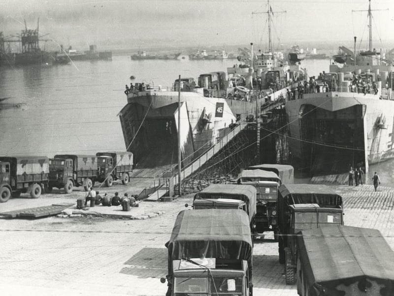 Operation Overlord - Embarkation(c) The News, War Series 3000