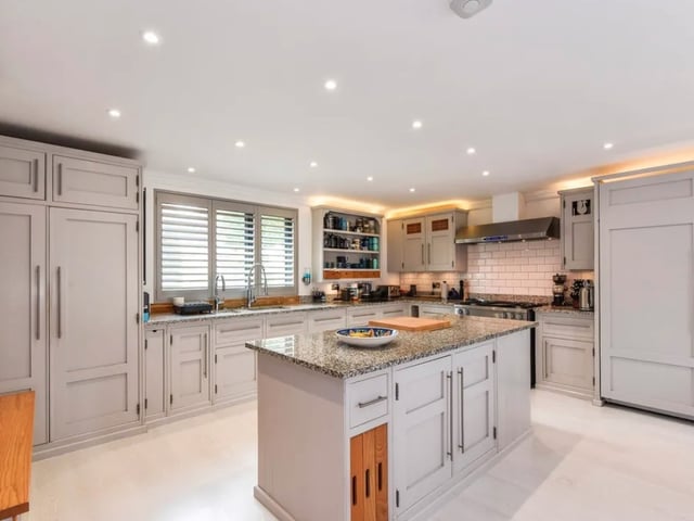 The listing says: "Solar panels provide the bulk of electricity needed especially during late spring to Autumn and the production also receives an income of approx £600 per year as part of the “Feed-in In Tariff” and is not affected by how much of the solar produced power is actually consumed by the house."
