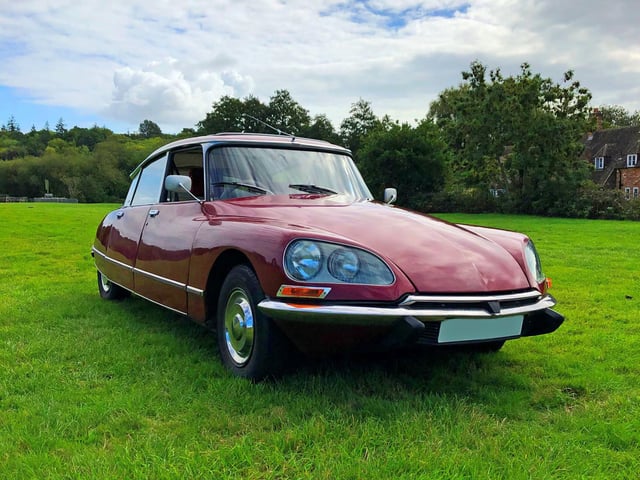 Citroën DS 70th anniversary display at Simply French