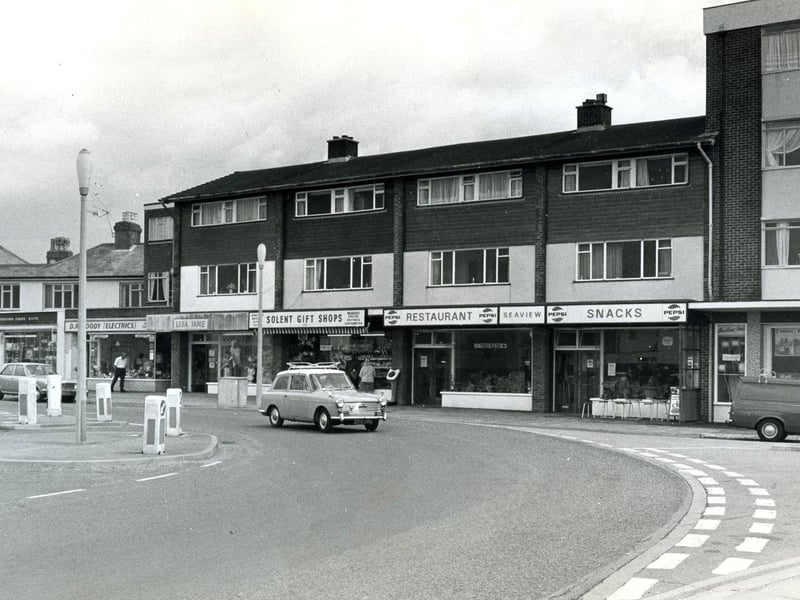 Eastoke Corner, Hayling in February 1981. The News PP4850