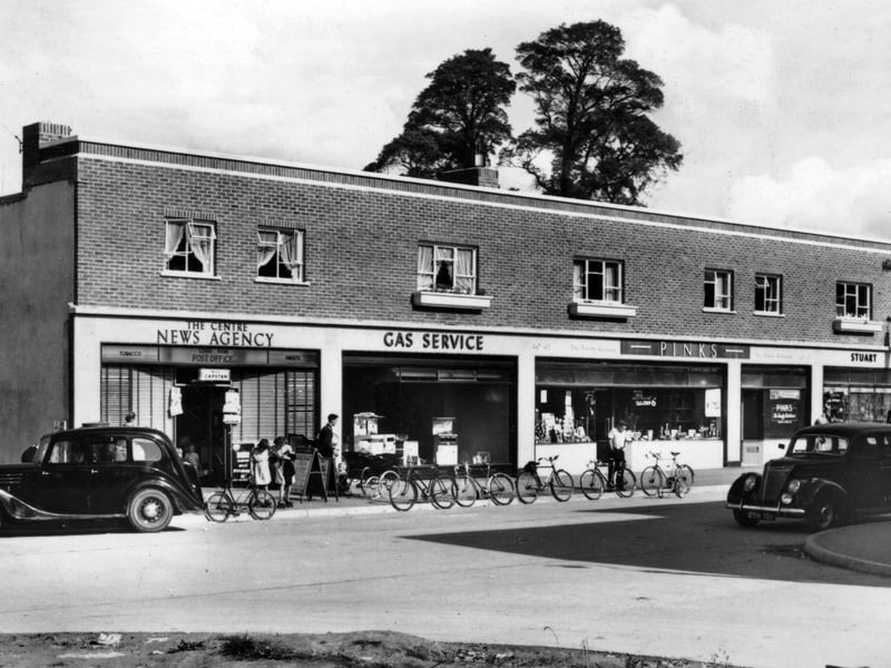 Park Parade Leigh Park east side taken late 1950. The corner section was added sometime in circa 1959. Note bicycles. Picture: costen
.co.uk