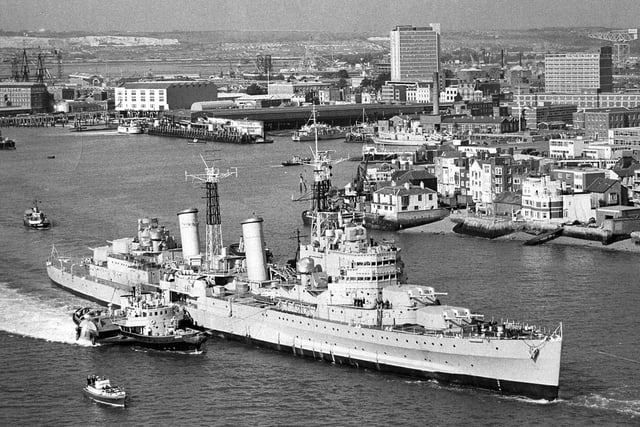HMS Belfast leaving Portsmouth for the last time, September 2, 1971. Picture The News PP32