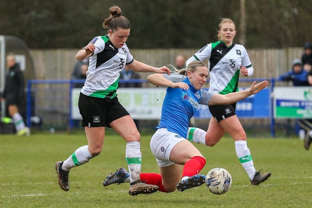 Portsmouth v Plymouth Argyle. Picture by Nathan Lipsham