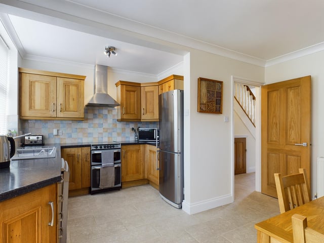 Langstone Road, Portsmouth. 4 bedroom large extended family home. £375,000.