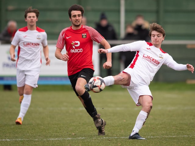 Fareham (red) v Horndean.
Picture: Keith Woodland