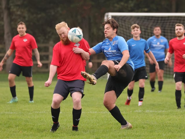 Waterlooville Wanderers Reserves (blue) v Milton Park Rangers. Picture by Kevin Shipp