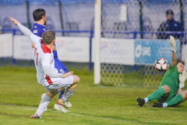 Zack Willett is denied by Baffins keeper Roux Hardcastle in the first half. Picture by Martyn White