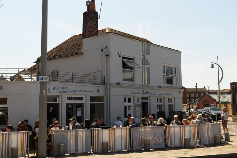 Abarbistro in White Hart Road has a 4.6 rating from 908 reviews on Google.