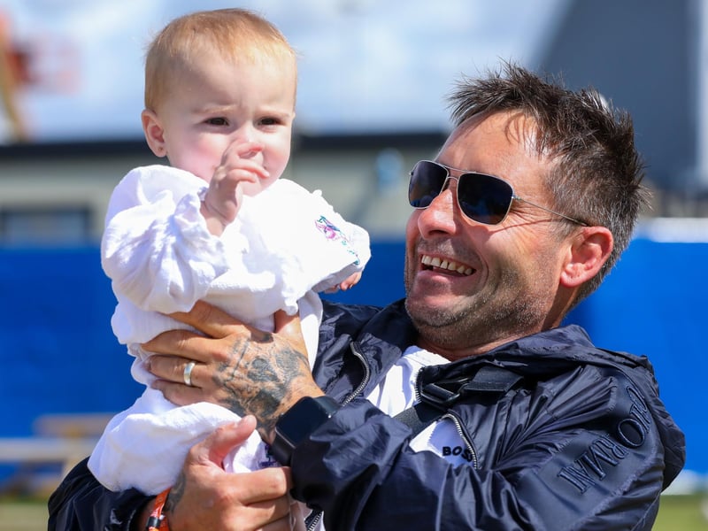 Wayne Hughes from Gosport, with his daughter Everliegh-Laura, 11 months
Picture: Chris Moorhouse (jpns 270823-015)