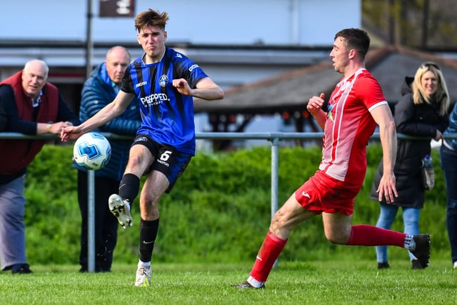 Clanfield (blue) v Colden Common. Picture by Richard Murray