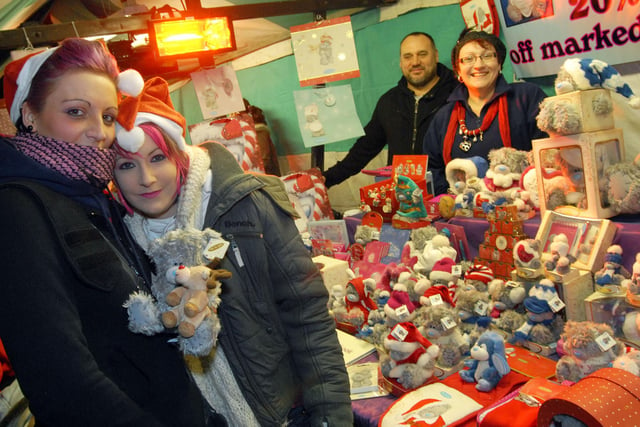 Mansfield Christmas Lights switch on
Crissy Barfoot and Kim Downs visit Godfrey's stall on the Christmas Honeypot market.