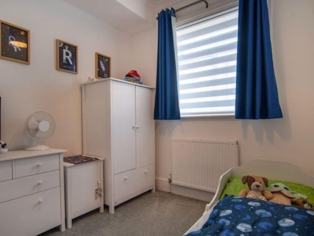 The bedrooms are all good sizes and they are currently decorated in a way that makes it easy for someone to move straight in.