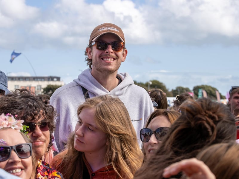 Crowds in front of the Common StagePhotos by Alex Shute