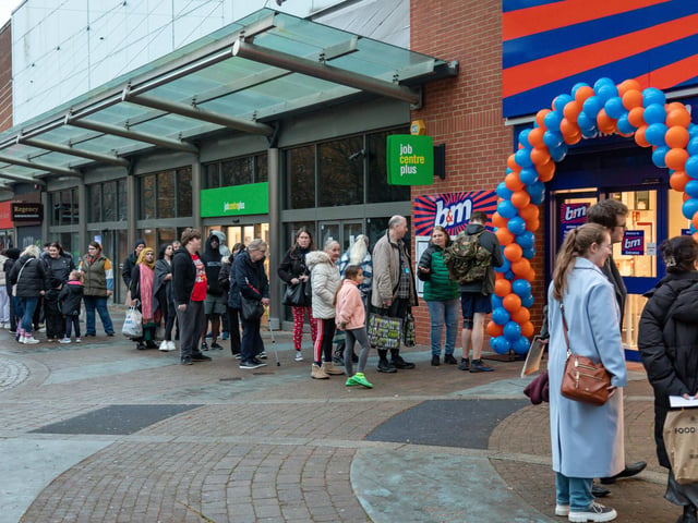 Shoppers queued up at 8am for the opening of the new B&M in Arundel Street on Saturday, November 30. Picture: Mike Cooter (301124)
