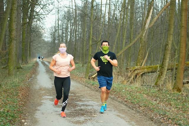 Is a neck gaiter harmful to wear during the coronavirus? (Photo: Shutterstock)