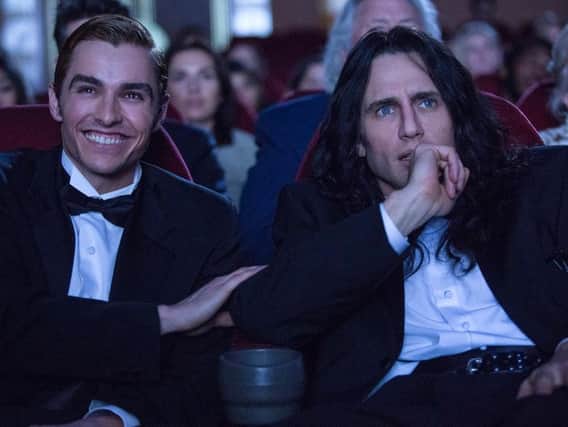 Dave Franco as Greg Sestero and James Franco as Tommy Wiseau in The Disaster Artist.