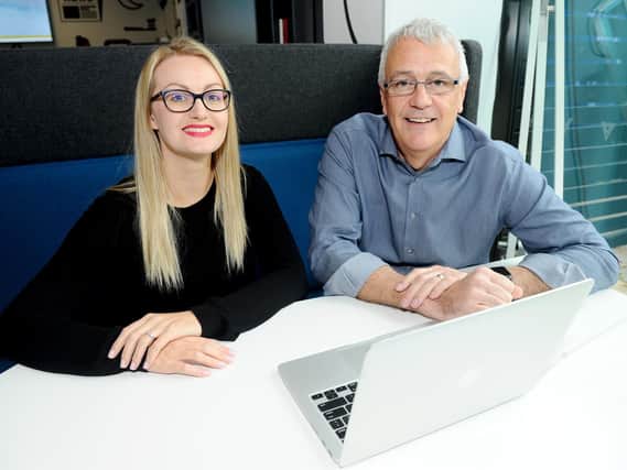 Steve Reeve (56) from Sporting Difference, has set up a LinkedIn campaign called ShareOurSkills.
Pictured is: Giverny Harman (30) from Emari Marketing with Steve Reeve (56).
