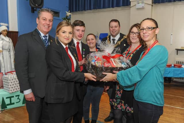 Mayfield headteacher David Jeapes, with head girl, Helena Williams and head boy, Ryan Taylor, Lord Mayor Lee Mason and the Society of St James team, Rebecca Bartlett, Anna Jackson and Slevenen Nikodimova.
Picture: Habibur Rahman