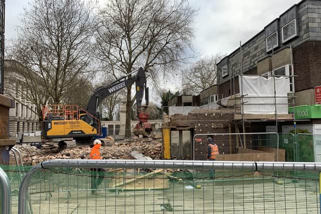 Workers demolish Portsmouths Drift in the City bar