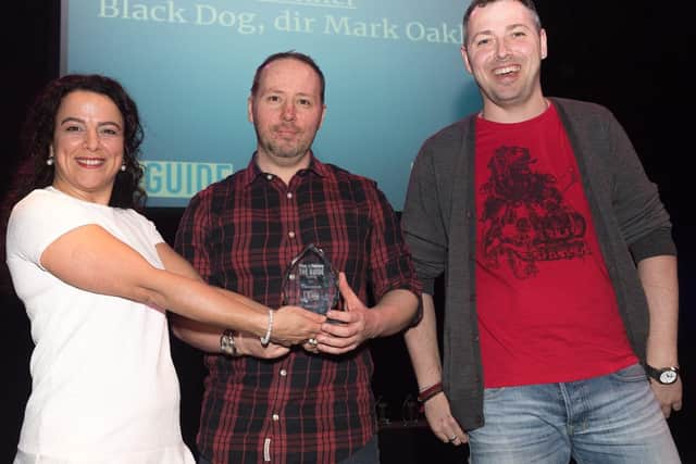 The Guide Award for Best Film presented Aysegul Epengin, Portsmouth Film Society presents the award to Black Dog - Director: Mark Oakley - Theres a black dog scratching at the door, what are you going to do about it?

Picture Credit: Keith Woodland