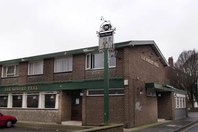 Built in 1967 as part of the Somers Town estate. In the 1990s it became a free house but closed in early 2004 after its licensees left for Spain. The pub was later demolished and a residential block of flats was built.