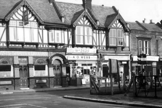 The Black Dog was a popular pub with a mock Tudor frontage. it was demolished in the early 1960s and another pub of the same name was built a few yards to the west of it. This building was demolished in 2002.