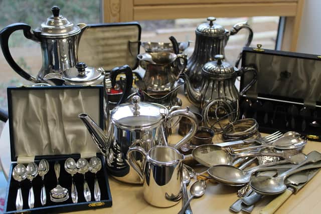 Donations to Rowans Hospice unwanted silver campaign
