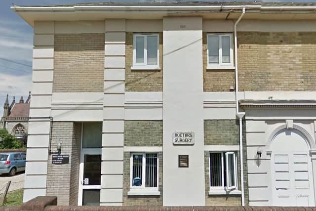 78 West Street, Ryde, Isle Of Wight, PO33 2QG. 77.10 per cent of patients are satisfied with their experience of making an appointment.