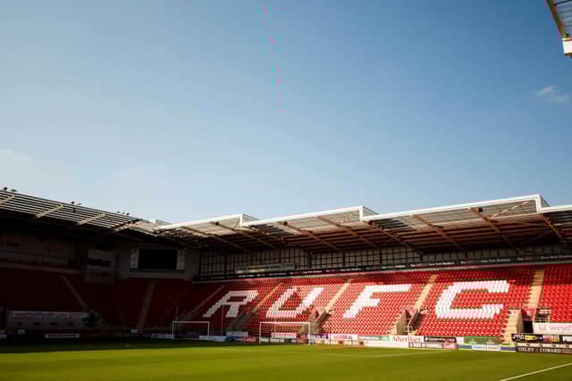 Average attendance: 9,330