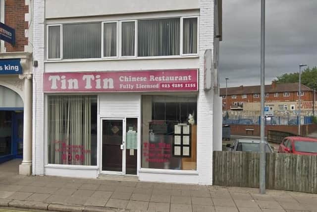 Located in The Hard, this Chinese restaurant has a big seafood menu and is one of the best in the city. According to TripAdvisor it has a four star rating based on 189 reviews.