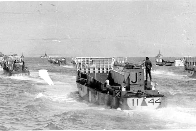 Fleet of boats head out to sea