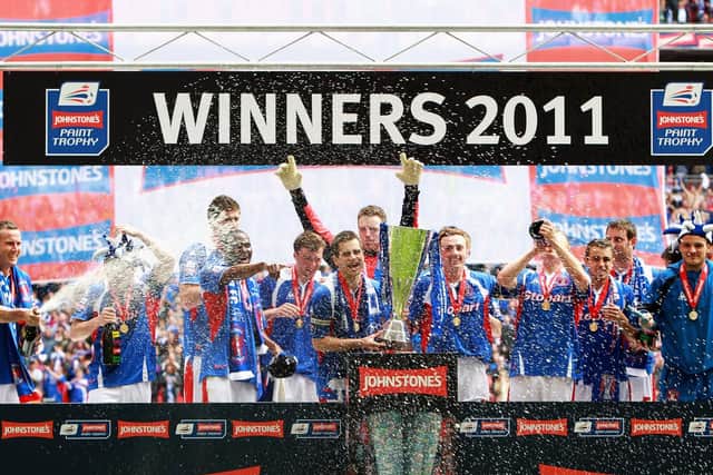 Having tasted defeat a year earlier, Carlisle returned to Wembley, this time situated in the East end. They won 1-0 after Peter Murphy's volley.