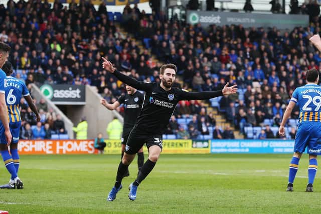 If you want to bet on Portsmouth winning the Checkatrade trophy, Ladbrokes are offering odds of 8/5 and for a Sunderland victory they are offering odds of 7/4 while for a draw they are offering 11/5.