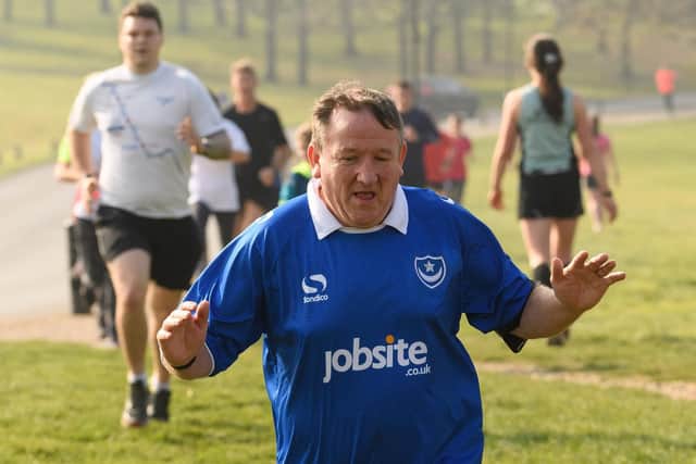 It was a great atmosphere at Fareham parkrun with lots of people marking the start of Wembley weekend for Pompey