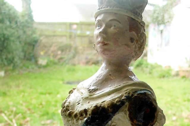 You might think that carving figureheads was a craft of the past, but Eric Walker still sculpts them.