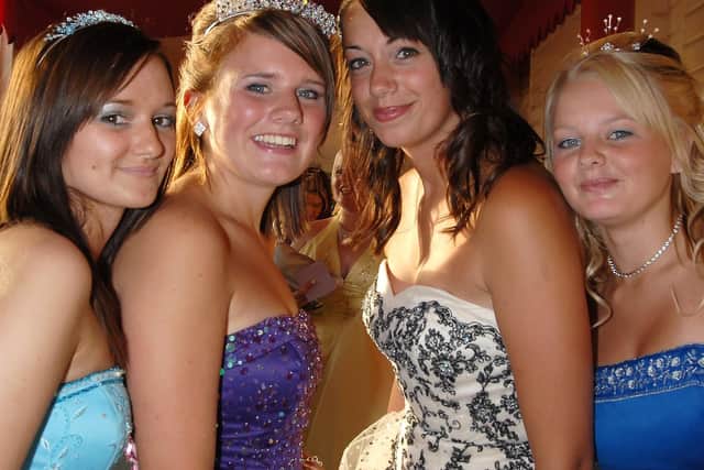 Mayfield Prom, South Parade Pier (072880-11_proms)