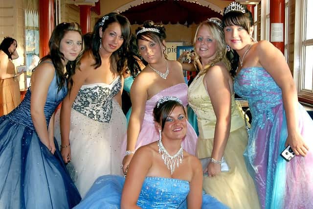 Mayfield Prom, South Parade Pier (072880-12_proms)