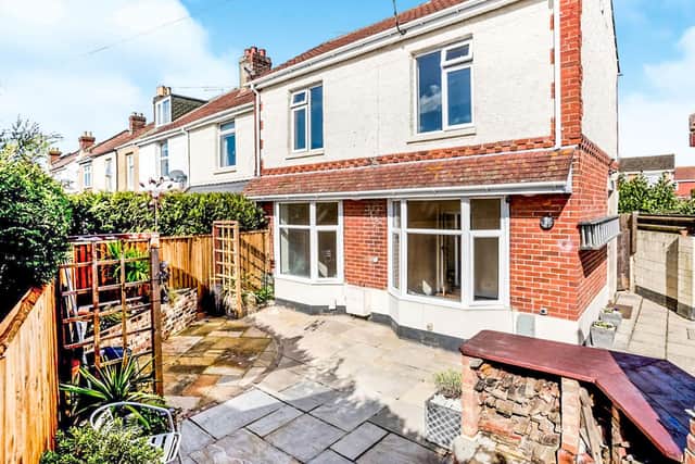 This three bed end terrace house is one of the most popular on sale in Gosport right now. It has a guide price of 210,000.