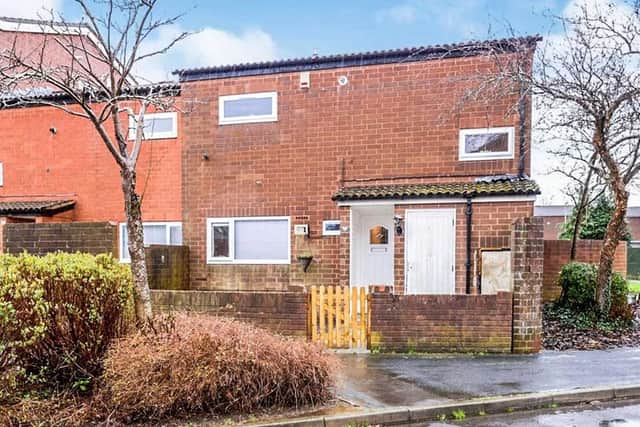 This three bed end terrace house is one of the most popular on sale in Gosport right now. It has a guide price of 190,000.