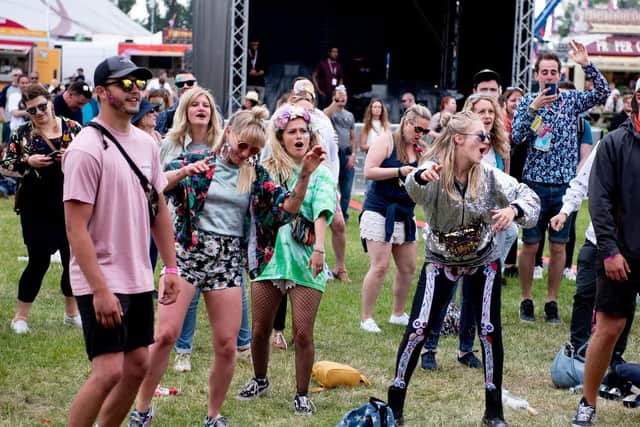 Crowd enjoying Goldie Lookin Chain. (260519-035)