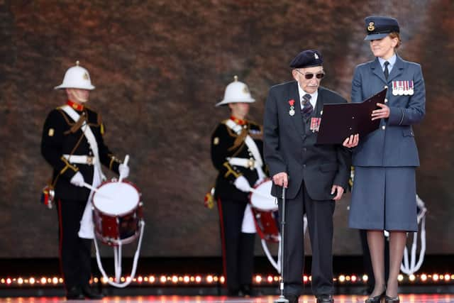 Portsmouth veteran John Jenkins receives a standing ovation Picture: Chris Moorhouse           (050619-43)