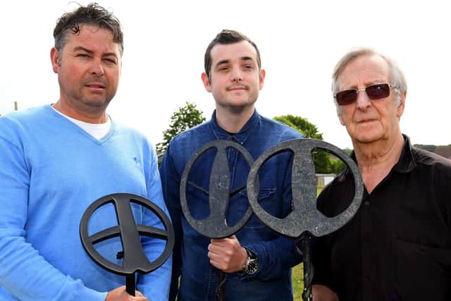 From left, Lee McGowan and Michael Poole with Peter Beasley 
Picture: Malcolm Wells (190603-1113)