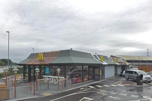 This McDonald's restaurant in Newgate Lane in Fareham has a 3.6 star rating on Google based on 677 reviews.