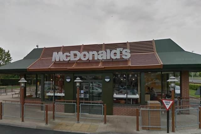 This McDonald's restaurant in Portsmouth Road in Cosham has a 3.8 star rating on Google based on 913 reviews.