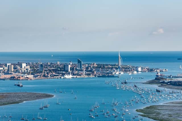 A view of the Solent by Shaun Roster www.shaunroster.com